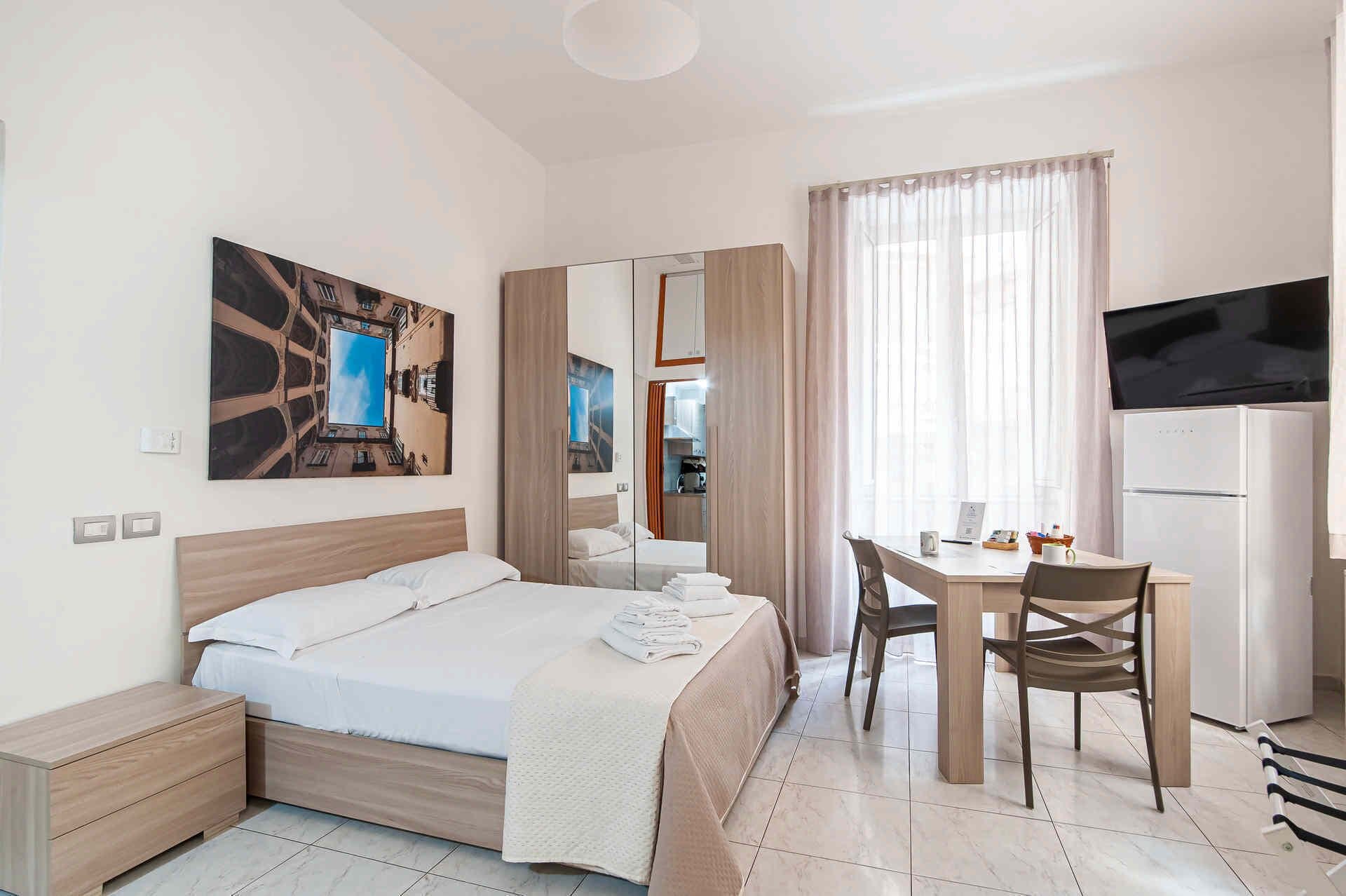 Classic-Apartment, 1 King-Bett, Nichtraucher, eigenes Bad | Daunenbettdecken, Betten mit Memory-Foam-Matratzen, Zimmersafe