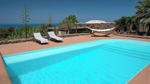 Pool - Dammuso Hermitage (Pantelleria)