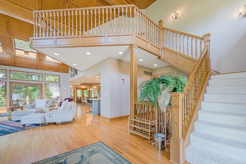 Expansive 5b6ba Countryside Home in welcoming Galena