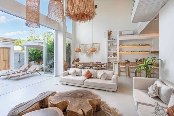 TV, books, stereo, offices