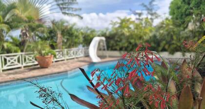 Beautiful 1-bedroom apartment in Frigate Bay with Caribbean View and pool