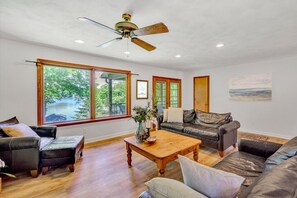 Smart TV, foosball, table tennis, books