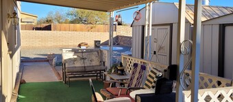 Roomy 2 bedroom home with Az.room. WiFi, Hi-Fi, Air Condition playhouse in Yuma