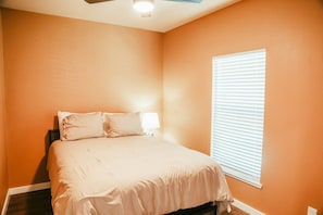 WiFi, bed sheets