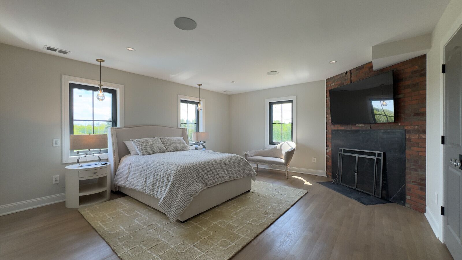 5 chambres, bureau, fer et planche à repasser, Wi-Fi gratuit