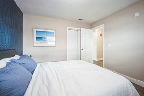3 bedrooms, iron/ironing board, free WiFi, bed sheets