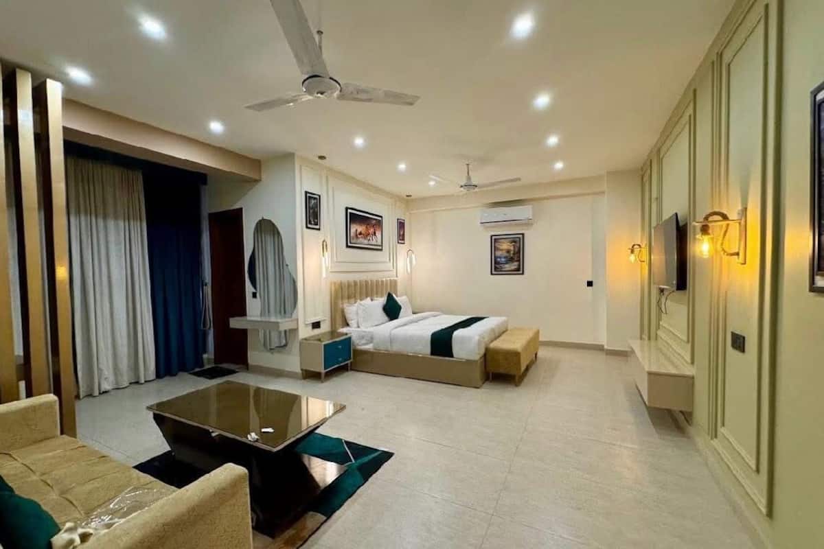 1 bedroom, iron/ironing board, free WiFi