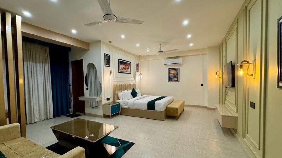 Hotel Four Square