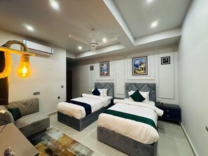 Standard Double or Twin Room | Iron/ironing board, free WiFi - Hotel Four Square (Karachi)