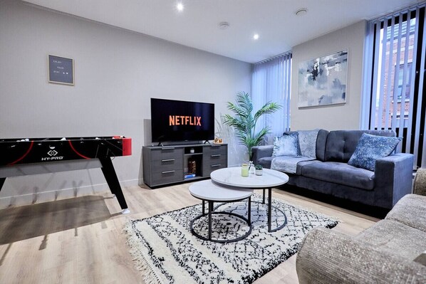 Smart TV, table football