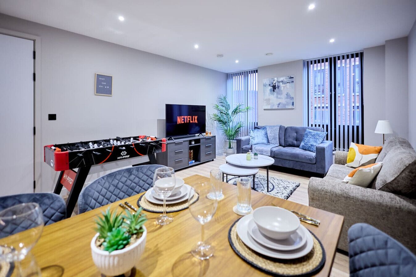 Smart TV, table football