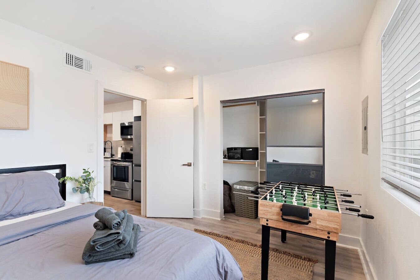 Desk, iron/ironing board, free WiFi, bed sheets