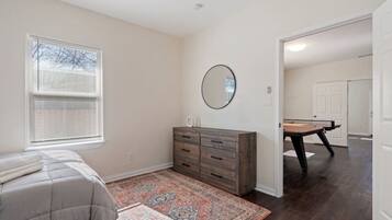 2 bedrooms, desk, iron/ironing board, travel crib