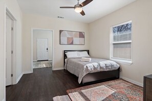 2 bedrooms, desk, iron/ironing board, travel crib