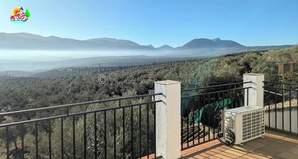 Escape & relaxation in the real Spain!
Amazing mountain vistas, pool with views