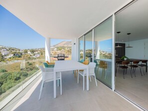 Outdoor dining - Navio | Sea view - pool - terrace (Benalmádena)