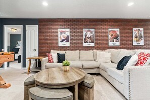 TV, table football - Stylish Orlando Resort Home w Private Pool (Kissimmee)