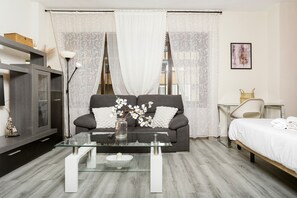 1 chambre, Wi-Fi gratuit, draps fournis