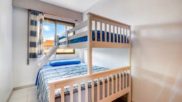 3 slaapkamers, gratis wifi, beddengoed