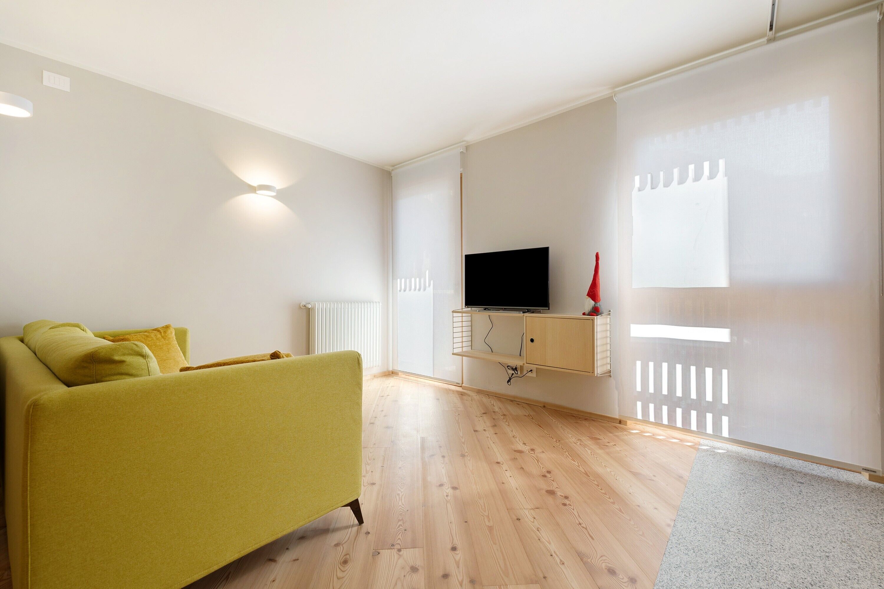 Appartement "Jaune" Avec Vue Sur Les Montagnes, Balcon Et Wi-fi - Pinzolo