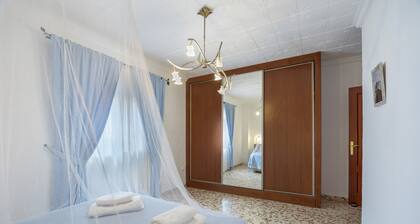 Holiday Home 'Como En Casa Jerez' with Private Terrace, Private Garden and Air Conditioning
