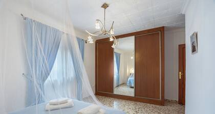 Holiday Home 'Como En Casa Jerez' with Private Terrace, Private Garden and Air Conditioning