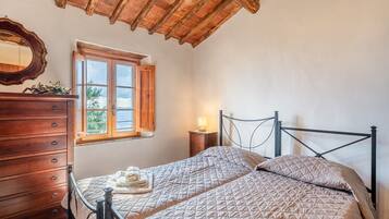 3 camere, ferro/asse da stiro, Wi-Fi gratuito, lenzuola