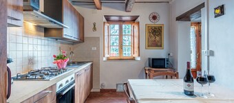 Holiday Home 'Serena a Capannori' with Private Terrace, Private Garden and Wi-Fi