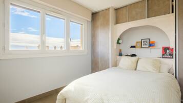 1 chambre, Wi-Fi gratuit, draps fournis