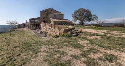 Holiday Home 'Masia Manonelles' with Private Pool, Private Terrace and Air Conditioning