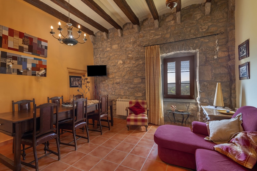 Casa Rural 'Masia Manonelles' Con Piscina Privada, Terraza Y Aire Acondicionado - Guissona