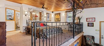 Lovely Couples Suite with Amazing Views and Privacy