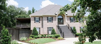 Downtown Estate Property close to Southeastern