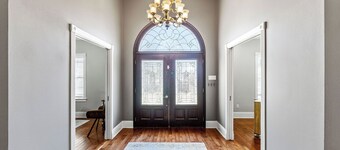 Downtown Estate Property close to Southeastern