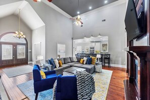 Smart TV, ping pong, books, offices