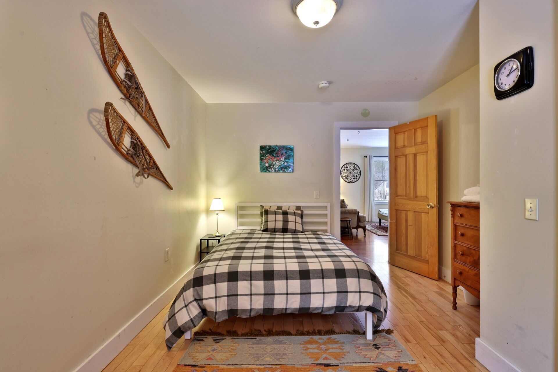 4 habitaciones, escritorio, wifi gratis y ropa de cama 