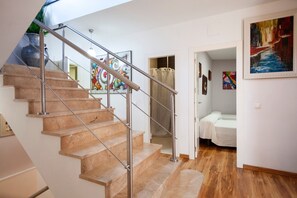 Interior - Country House 'La Casa De La Pintora' with Mountain View, Private Pool and Wi-Fi (Cazorla)