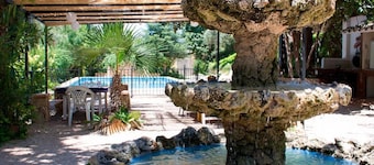 Casa rural 'La Casa De La Piscina' con vistas a la montaña, Wi-Fi y aire acondicionado