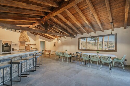 Villa 'El Nogal de Marieta' with Lake Views, Wi-Fi, and Air Conditioning