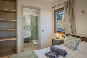 10 habitaciones, wifi gratis y ropa de cama 