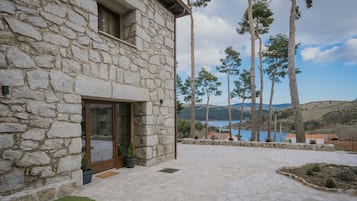 Enceinte de lâhĂ©bergement