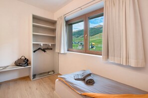 2 habitaciones, wifi gratis, ropa de cama y acceso para silla de ruedas