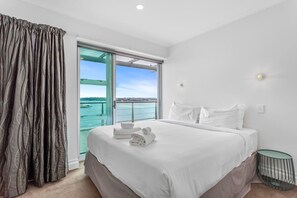 2 slaapkamers, een strijkplank/strijkijzer, gratis wifi, beddengoed