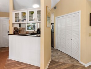 Interior - 2BR Condo w/ Pool, Tennis & 1 Mile to Beach (Kill Devil Hills)