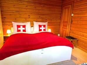 4 chambres, bureau, lit parapluie, Wi-Fi gratuit