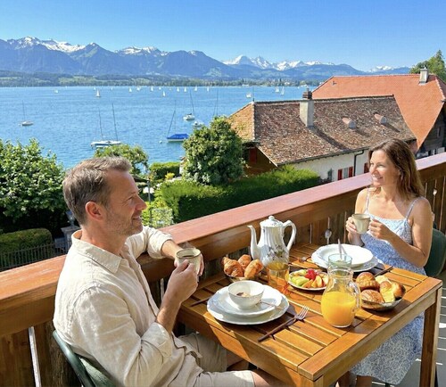 Concierge, Lake Thun/Alps Scenic Views by SwissHut
