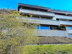 Exterior - Concierge, Lake Thun/Alps Scenic Views by SwissHut (Sigriswil)