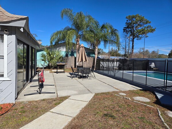 Piscina a l'aire lliure 
