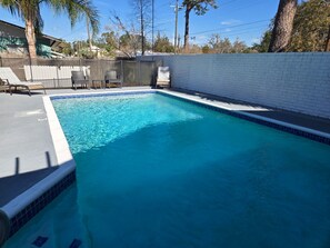 Piscina a l'aire lliure 