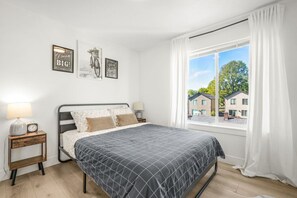 3 Schlafzimmer, Bügeleisen/Bügelbrett, kostenloses WLAN, Bettwäsche